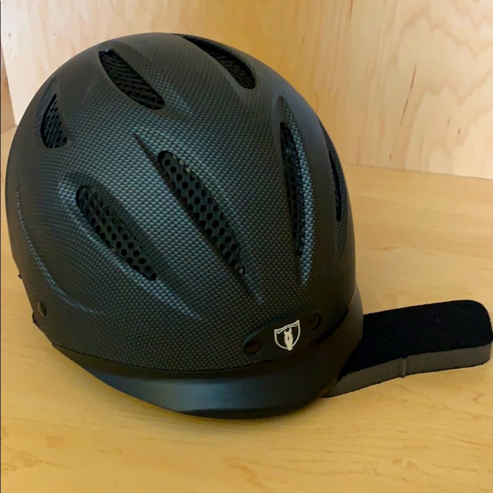 Tipperary helmet horse equestrian black riding